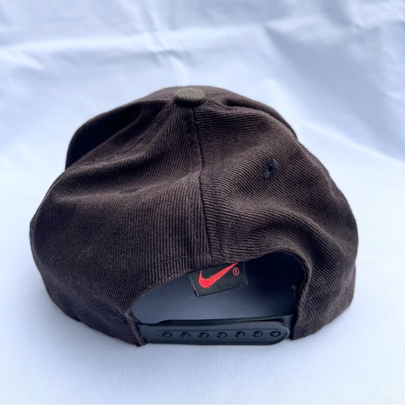 Vintage Nike Embroidered Spellout Logo Swoosh Faded Black Snapback Hat Cap - Picture 9 of 14